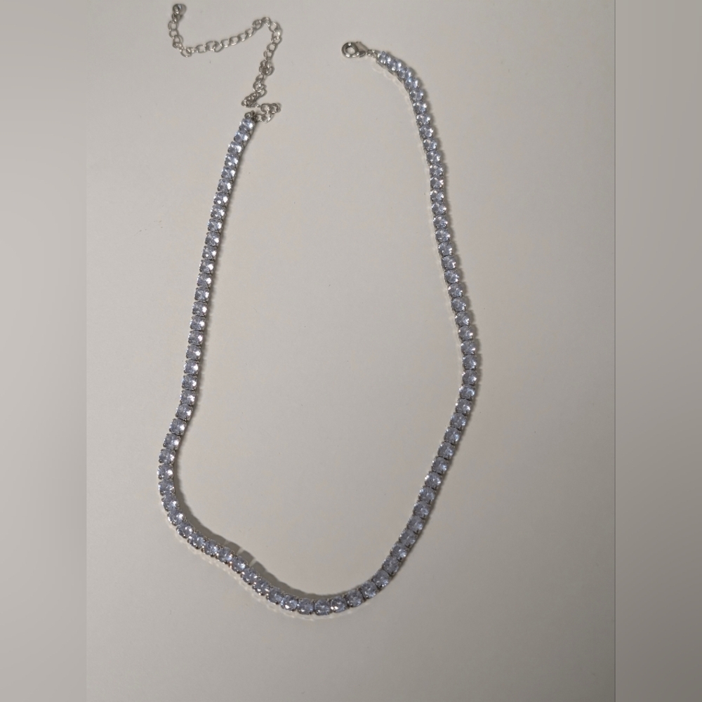 Elegant Silver Crystal Tennis Necklace - White
